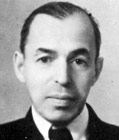 Юньев Георгий Семенович
Профессор, с 1950 по 1954 гг. и с 1957 по 1970 гг. заведовал кафедрой физиологии человека и животных. Автор ряда работ в области физиологии центральной нервной, сердечно-сосудистой и дыхательной систем, а также истории физиологии.